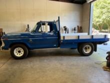 1974 Ford F350 Flatbed Pickup