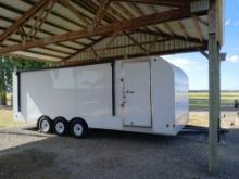 [NO RESERVE] 2015 Apache Enclosed car trailer