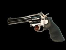 Smith & Wesson Model 16-4 32 HNR Magnum Revolver
