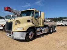 2012 MACK CXU613 (PINNACLE) TANDEM AXLE DAY CAB TRUCK TRACTOR VIN: 1M1AW09Y5CM020298