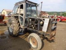 White 700 Diesel Tractor w/ Cab, Like New Rear Tires, Dual Remotes, 7337 Ho