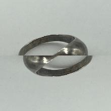Sterling Silver Dome Ring Size 5.5 1.5g.