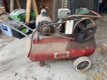 Portable Air Compressor. NO SHIPPING AVAILABLE ON THIS LOT!