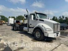 2016 Kenworth T880 T/A Roll Off Truck