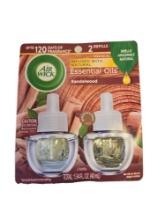 Air Wick Scented Oil Twin Refill, Sandalwood,Total: 40 ml