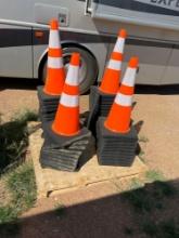50 traffic cones. Sold 50x $ must take 50