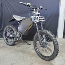 3000 Watt eBike Crafts electric dirtbike with charger 2 keys and accessories throttle handle loose