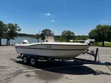 1993 Stratos 2000 20 ft Center Console Boat