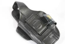 One Tagua ITP 4in1 black leather thumb break left handed holster for Glock 26, 27, 33. In package.