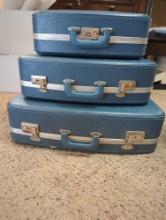 Vintage Three Piece Luggage Set