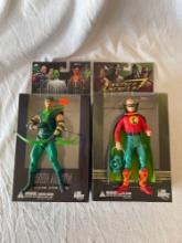 DC Direct Green Lantern and Green Arrow Action Figures