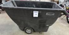 LARGE RUBBERMAID JANITORIAL CART