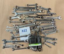 LOT OF SAE AND METRIC WRENCHES