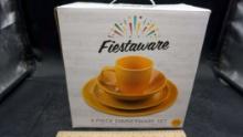 Fiestaware 4-Piece Dinnerware Set (Lemon Yellow)