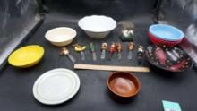 Assorted Bowls & Plate, Butter Knives, World Of Miniature Bears Swan