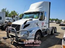 2019 VOLVO VNL300 TANDEM AXLE DAY CAB