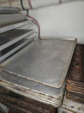 Aluminum sheet pans