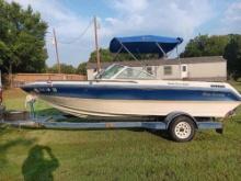 1993 Sea Arrow 19 foot Boat - Runs - Comes with Title to Boat and Trailer