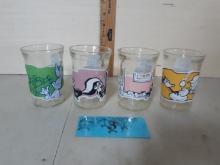 Vintage Welch's Looney Tunes Glasses