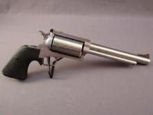 handgun: MAGNUM RESEARCH Model BFR, Revolver, 45/70, 6 shot, 7.75" barrel, S#DM941