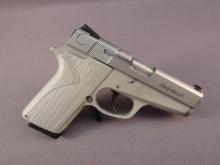 handgun: S&W Model 3913 Lady Smith, Semi-Auto Pistol, 9mm, 8 shot, 3.5" barrel, S#VJA9725