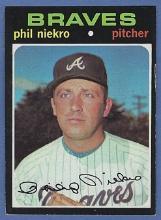 Nice 1971 Topps #30 Phil Niekro Atlanta Braves