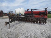 Case IH 5400 Drill With Yetter Coulter Cart