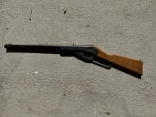 Daisy Pump-Action BB Gun Rifle