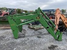 John Deere 740 Loader