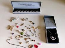 Assorted Jewelry pieces, pins and cufflinks