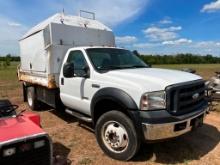 2007 Ford F450 4X4 Chip Truck