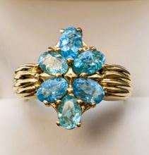 14K Gold Blue Stone Ladies Ring - Size 9