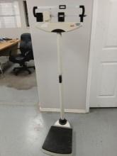 SECA WEIGHT AND HEIGHT SCALE (500LB)