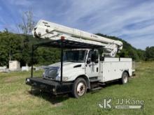 Terex/HiRanger TCX-55, Material Handling Bucket rear mounted on 2010 International 4300 Utility Truc