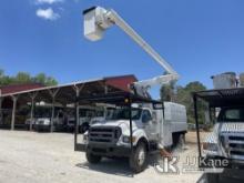 Altec LRV-56, Bucket Truck mounted behind cab on 2006 Ford F750 Chipper Dump Truck Runs & Moves, Upp