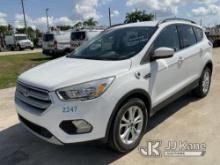 2018 Ford Escape 4-Door Sport Utility Vehicle Runs & Moves)( Bad Engine, Chip Paint, Font End Issues