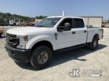 2021 Ford F250 4x4 Crew-Cab Pickup Truck Runs & Moves) (Body/Paint Damage