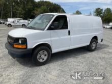 2014 Chevrolet Express G2500 Cargo Van Runs & Moves) (Jump To Start, Cracked Windshield, Paint Damag