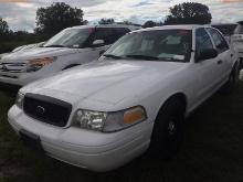 7-11131 (Cars-Sedan 4D)  Seller: Gov-Hernando County Sheriffs 2011 FORD CROWNVIC