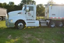 2010 Kenworth T-660 Daycab Semi Truck, 826,390 Miles, 3.55 Axle Ration, ISX-455st Engine, Cruise, Di