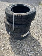 (4) Solar 4XS 205/60R15 Tires