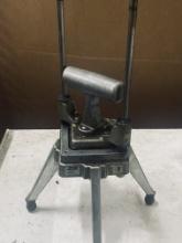 Nemco Counter top manual Onion Chopper   model 5500