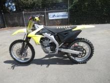 2009 SUZUKI RM-Z 450 DIRT BIKE