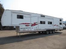 2007 SKYLINE TRAIL RIDER 385 40' TRI AXLE GOOSENECK TOY HAULER RV TRAILER