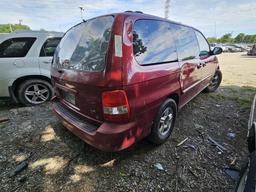 2005 Kia Sedona Tow# 14449