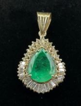 18K Yellow Gold Natural Emerald and Diamond Pendant