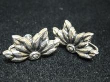 Vintage Sterling Silver Screwback Flower Earrings