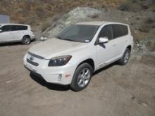 2014 Toyota Rav4 EV SUV,