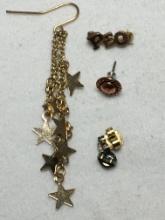 Vintage Scrap Silver And Gold Jewlery And Earrings