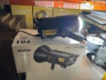 GODOX FV150 HIGH SPEED SYNC FLASH/DAYLIGHT LED